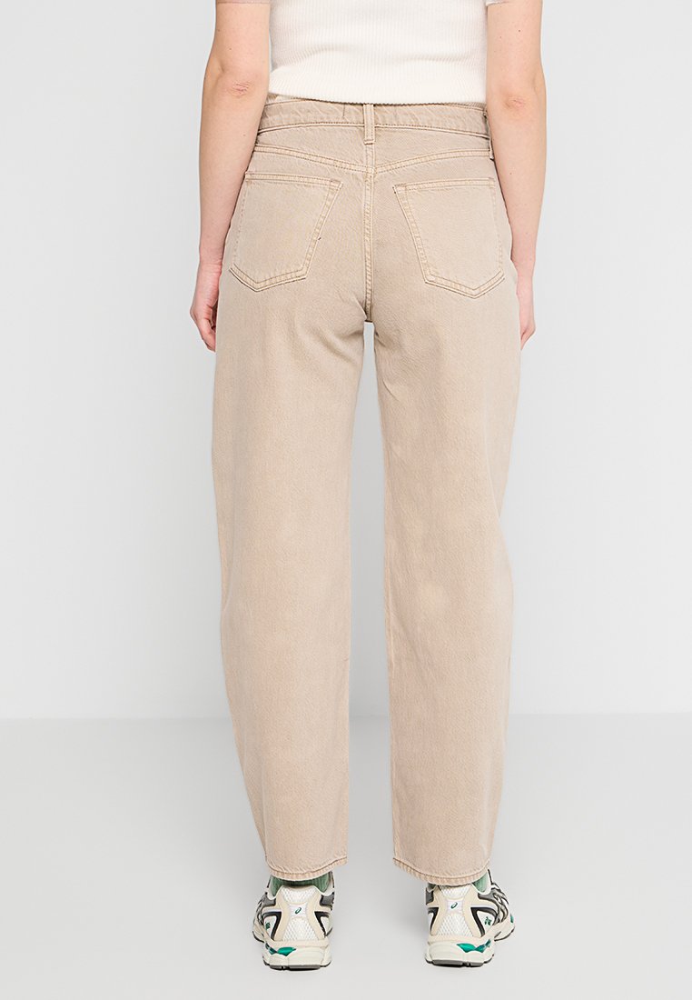 Abercrombie & Fitch