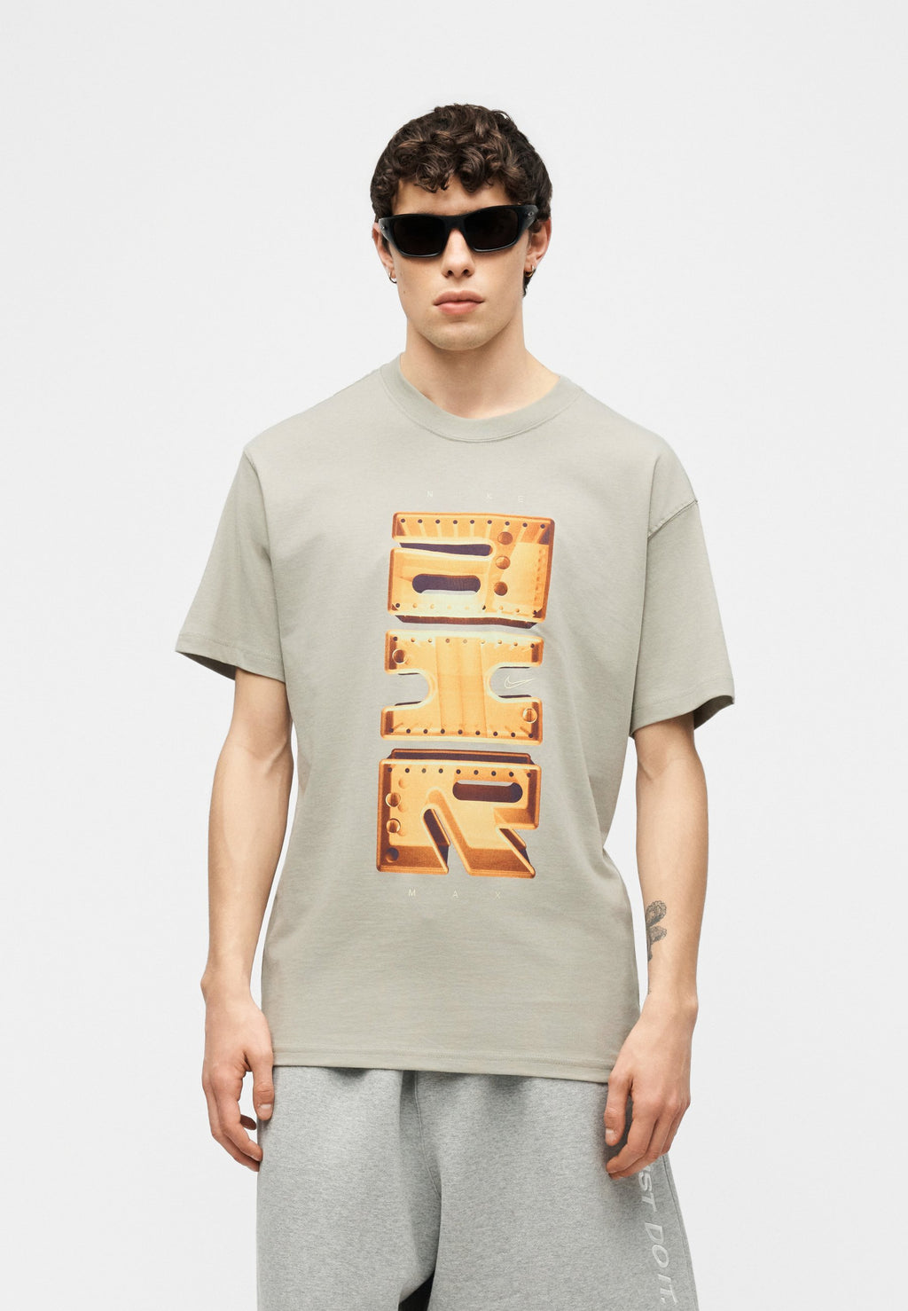 Nike Sportswear TEE DAY PLUS