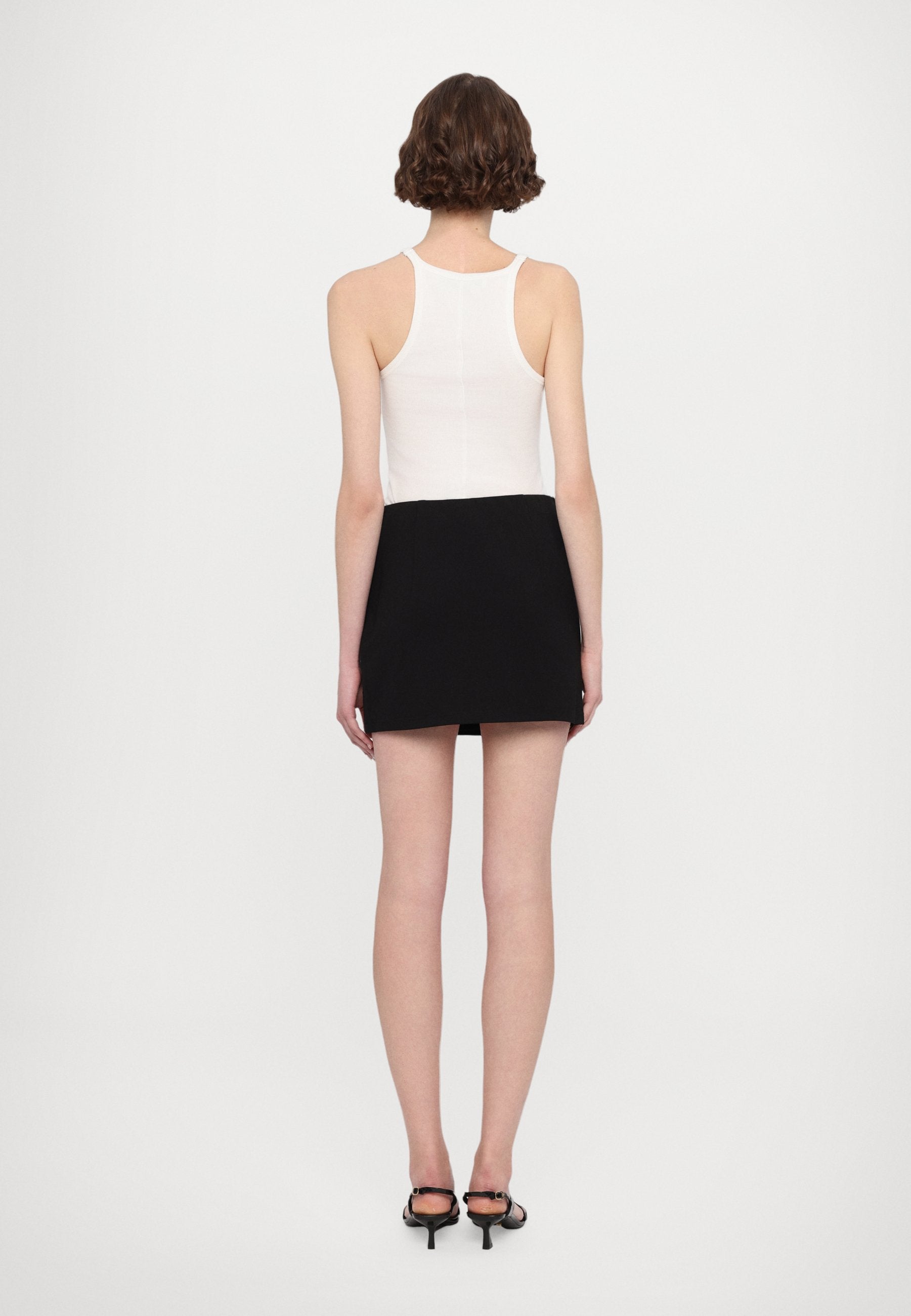 DESIGNERS REMIX EXCLUSIVE ZOE