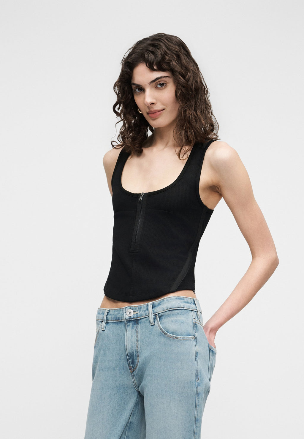 Guess FLAVIENNE SCOOP NECK