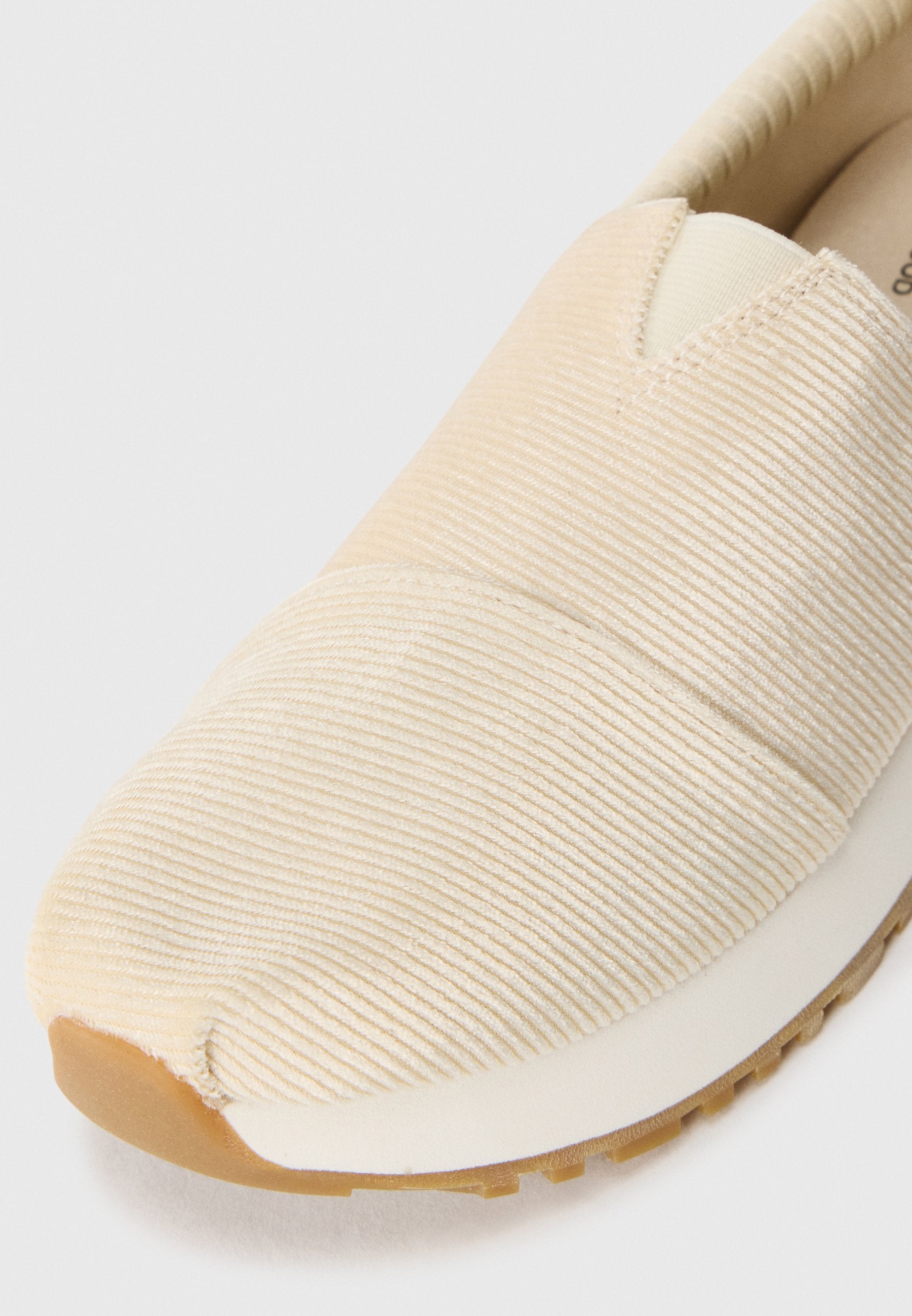 TOMS