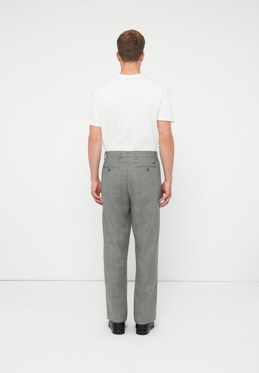 SMART CASUAL PURE WOOL CHECK RELAXED TROUSERS Media 4