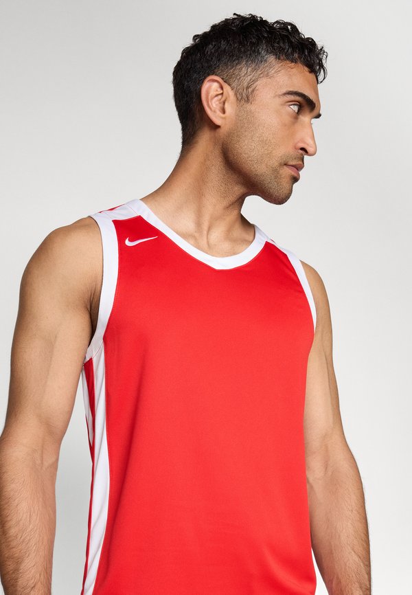 Nike Performance