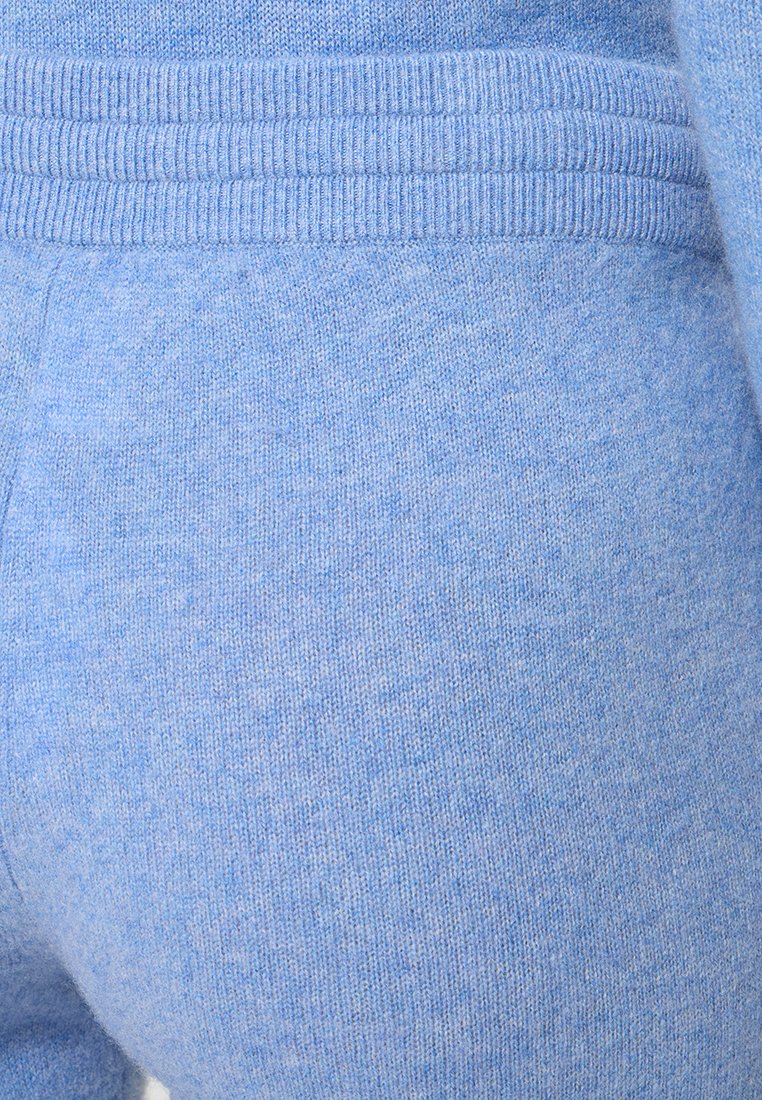 Authentic Cashmere FERRAND