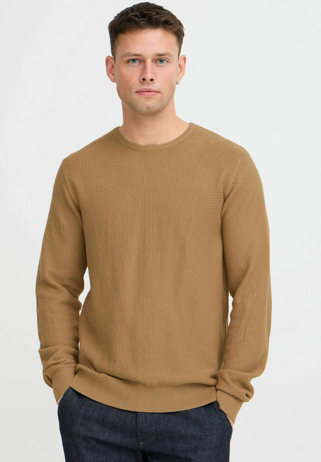 BHPULLOVER Media 3