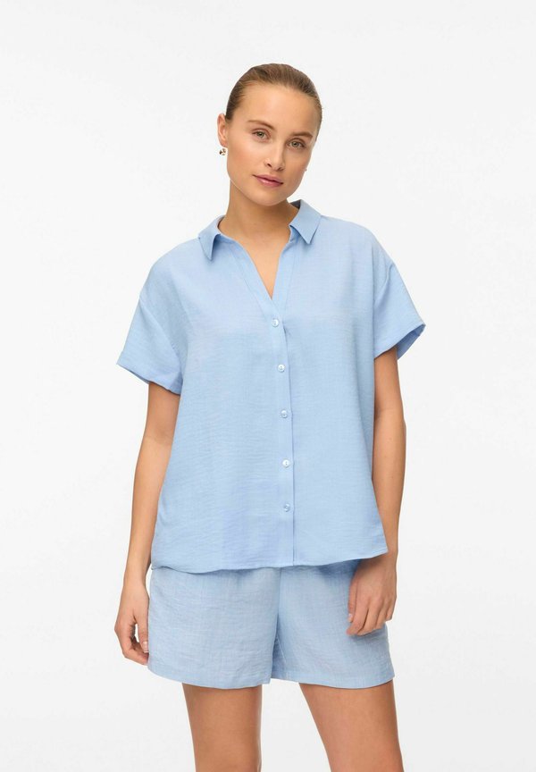 Vero Moda VMMELANEY - Button-down blouse - chambray blue