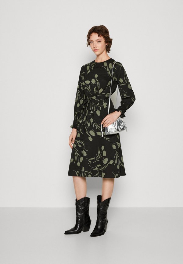 Vero Moda VMMARTA CALF DRESS