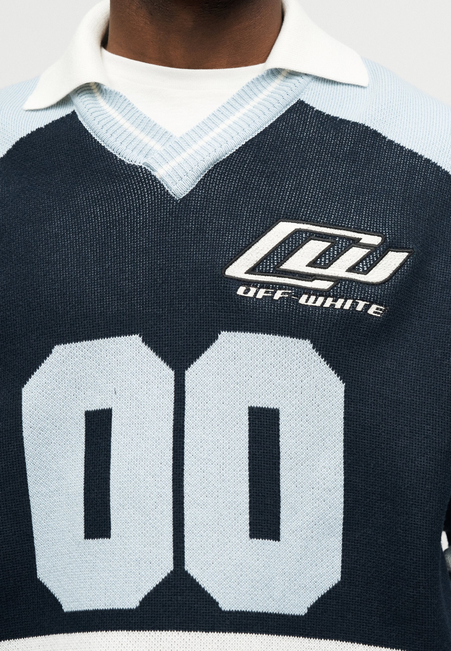 OFF-WHITE