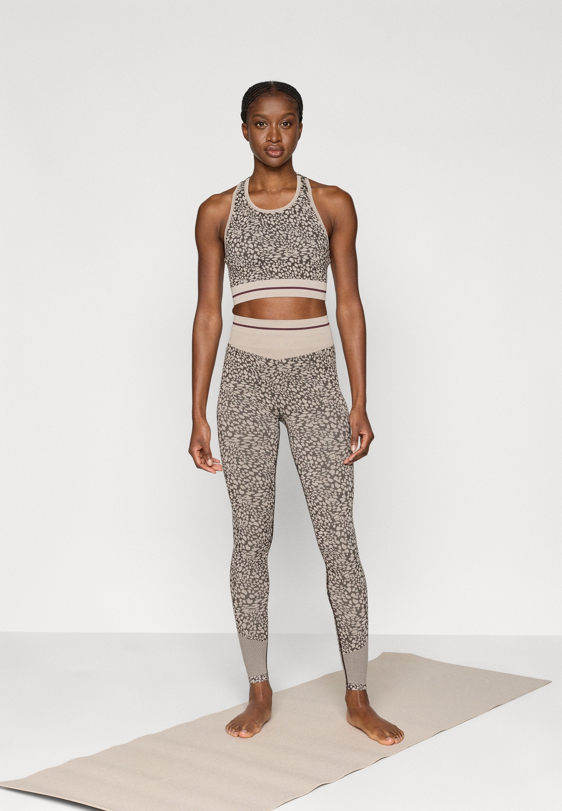 ONLY Play ONPDAISY SEAM BRA