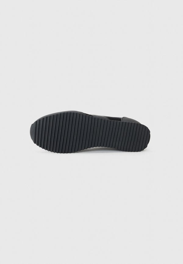 EA7 Emporio Armani UNISEX