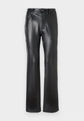 STRAIGHT PANT Media 1