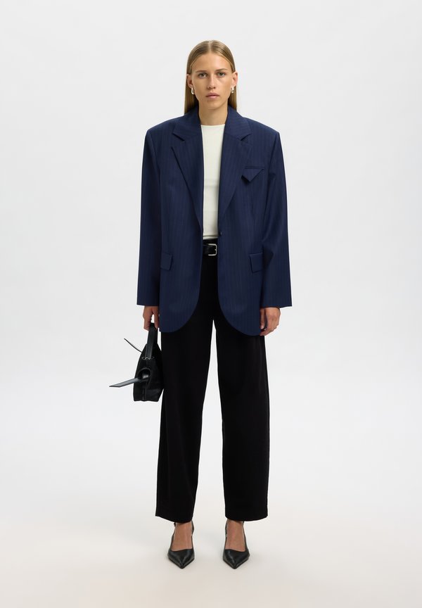 Selected SLFMANJA REVERSIBLE
