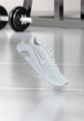 Nike Performance FLEX TRAIN - Training shoe - white/photon dust