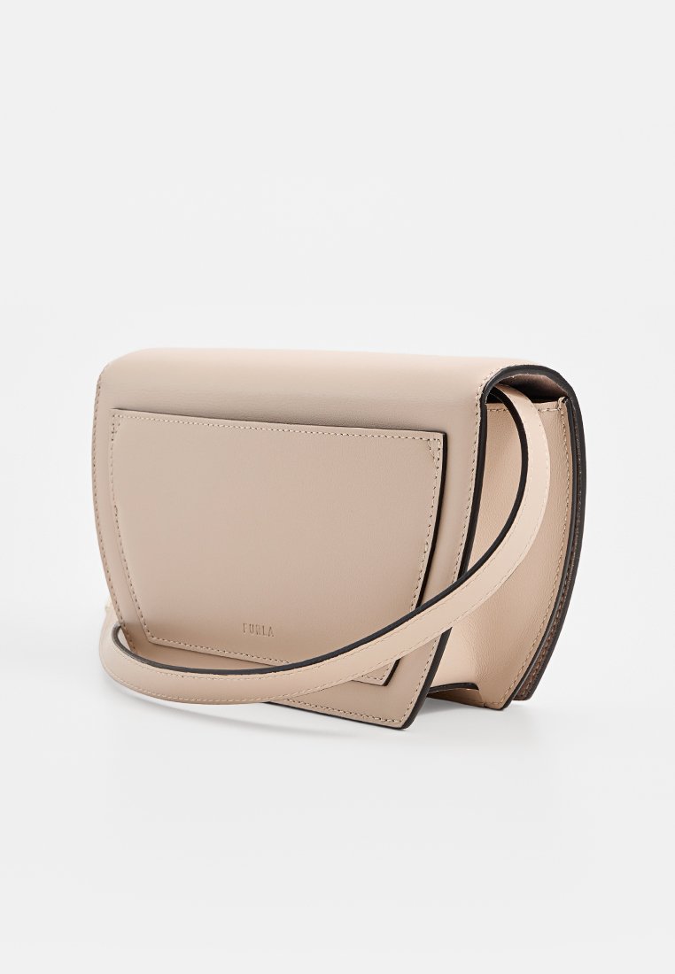 Furla
