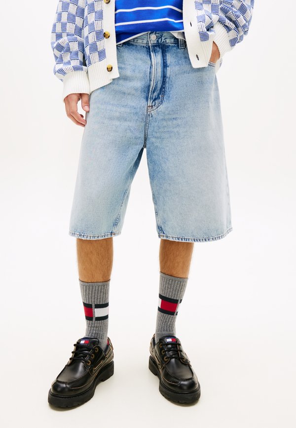 Tommy Jeans THEO FADED LOOSE DENIM SHORTS