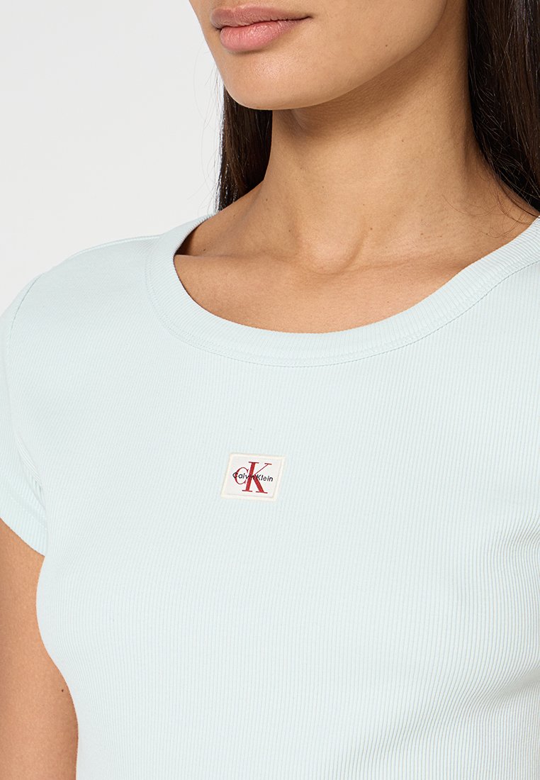Calvin Klein Jeans