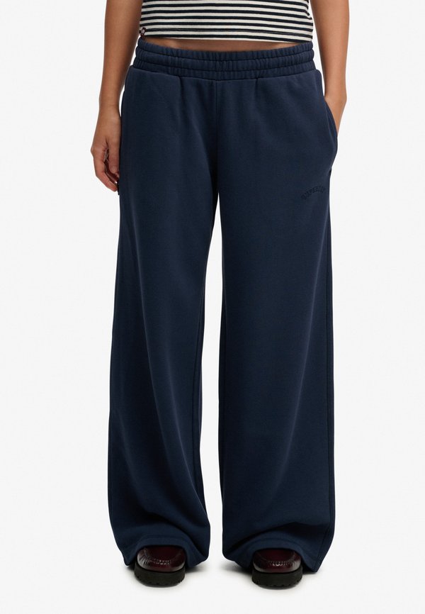 Superdry & Co SUPERDRY ESSENTIAL LOGO WIDE LEG JOGGERS.. - Tracksuit bottoms - richest navy