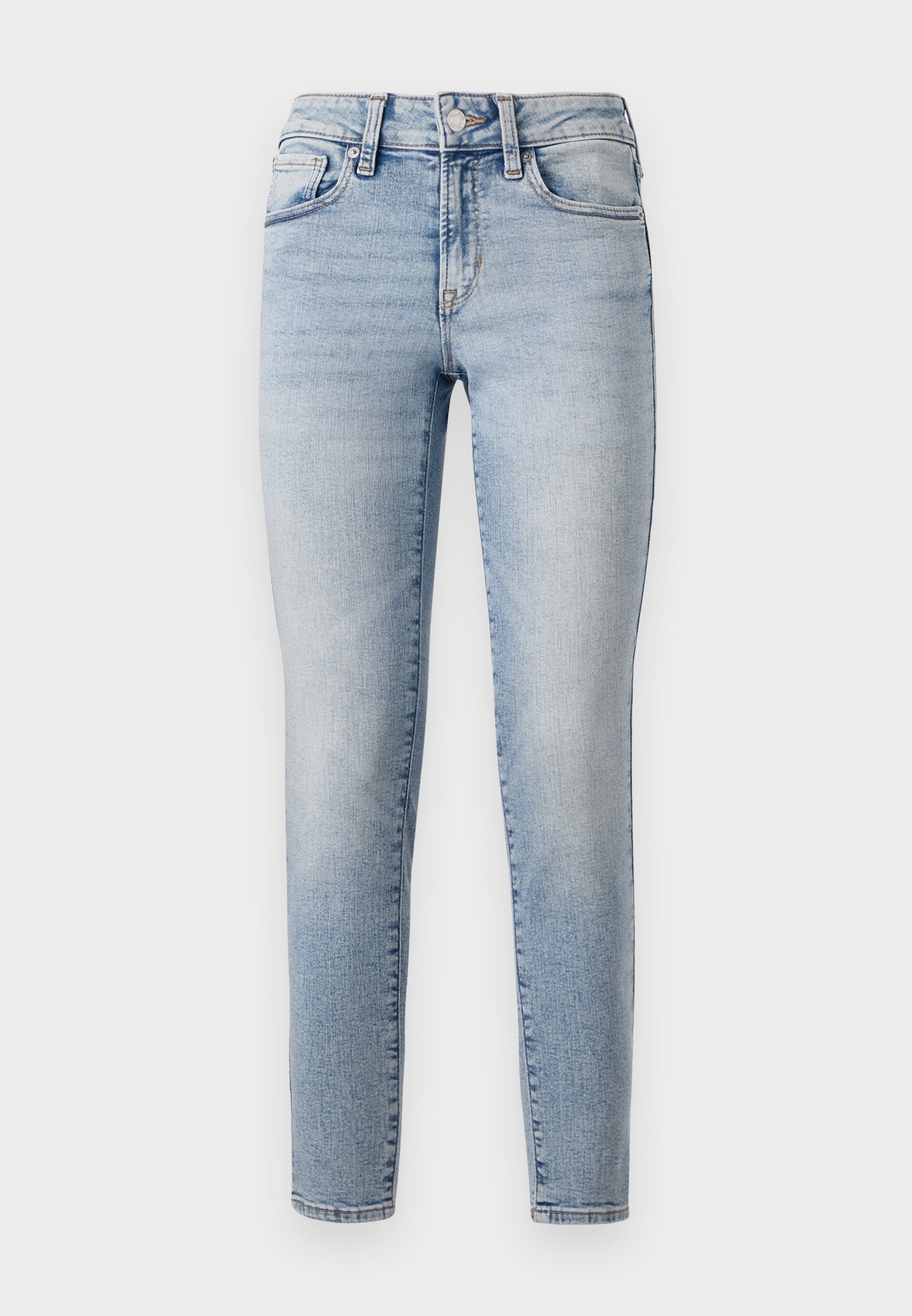 Hellblaue Jeans aus Denim mit schmaler Passform, einem Fünf-Taschen-Design, vorderem Knopfverschluss und subtilen Ausbleichungen entlang der Beine.