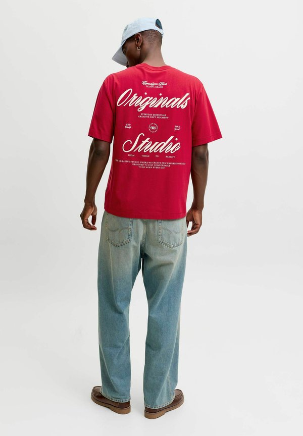Jack & Jones JORNORREBRO TYPO TEE SS CREW NECK NOOS - Print T-shirt - rio red