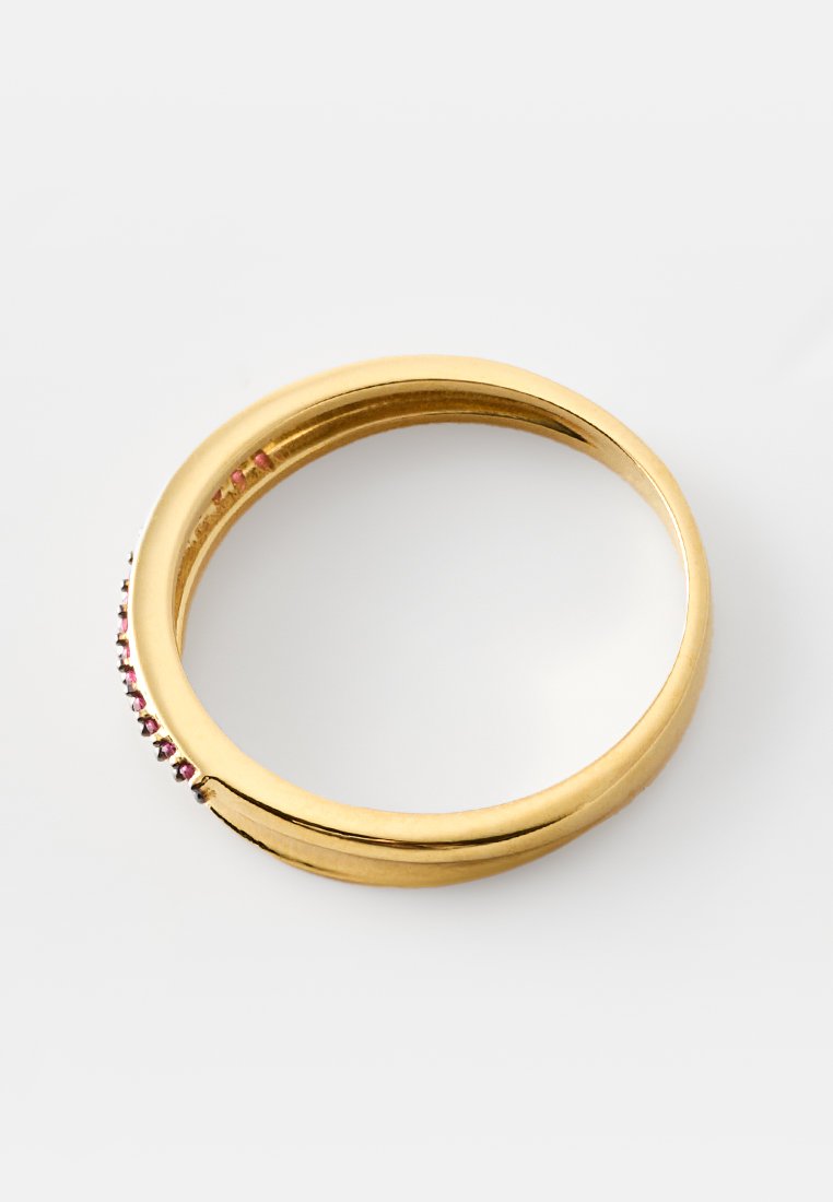 Gold by Di Giorgio