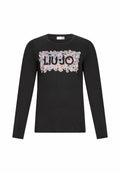 LONG-SLEEVED  Media 1
