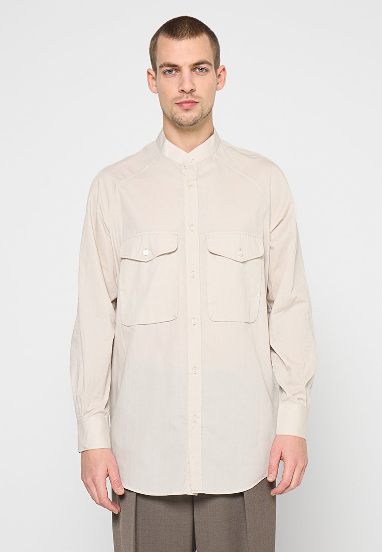 Emporio Armani REGULAR FIT