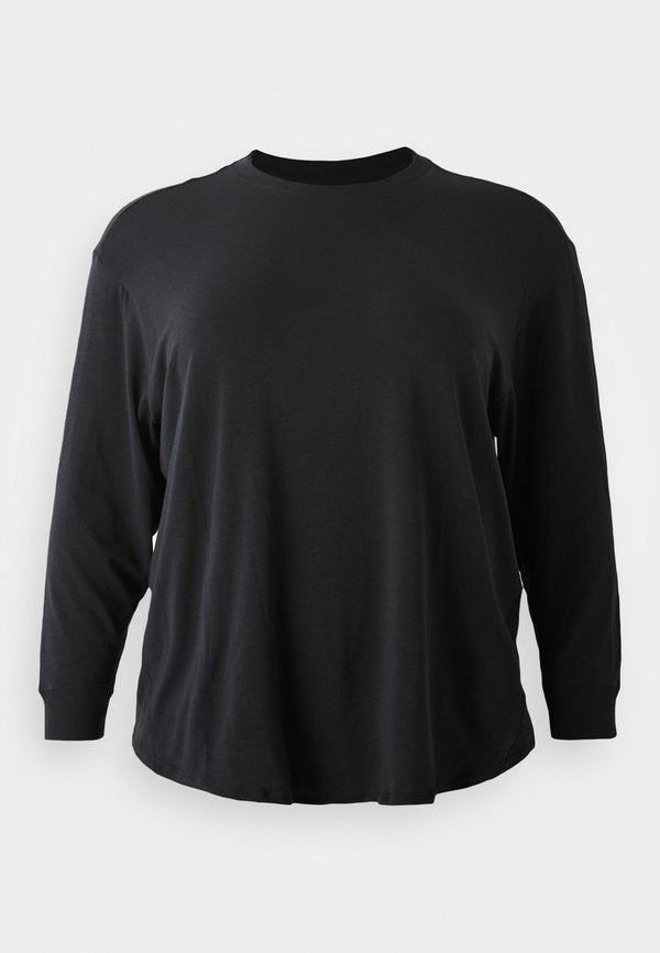 Nike Performance ONE RELAXED
