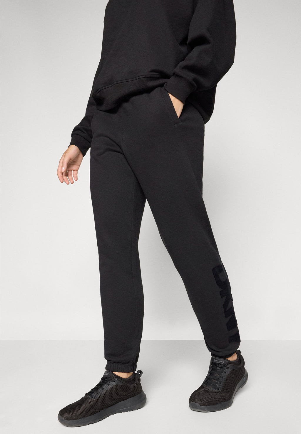 DKNY Sport
