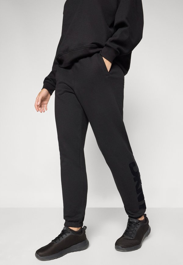 DKNY Sport