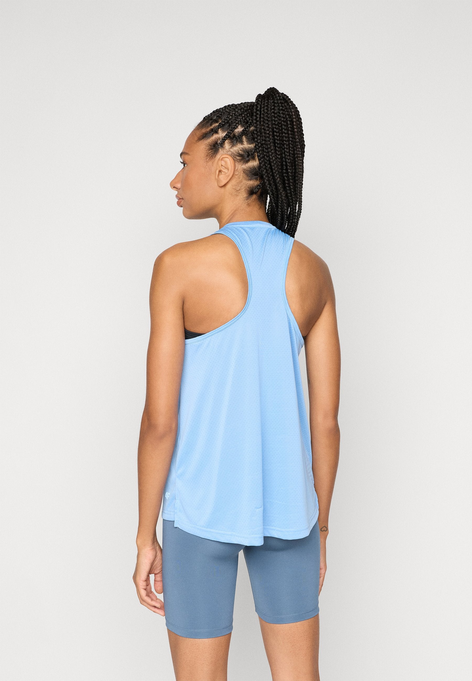 4F SLEEVELESS FNK