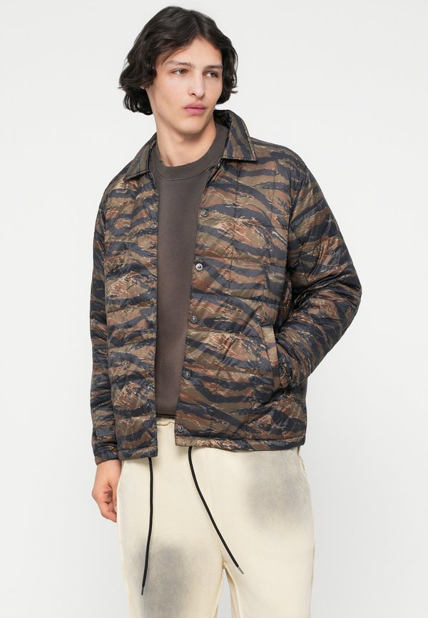TAION JACKET COACH UNISEX