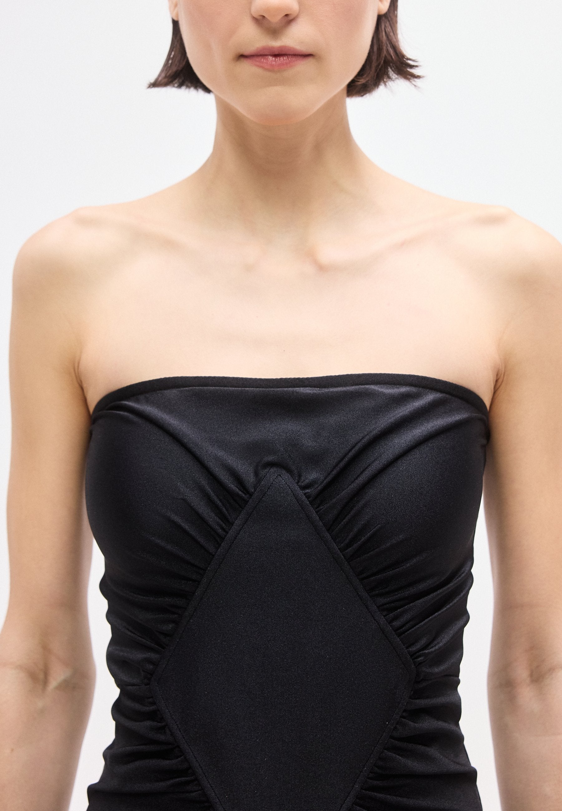 ADRIANA DEGREAS SOLID FRILLED STRAPLESS SWIMSUIT