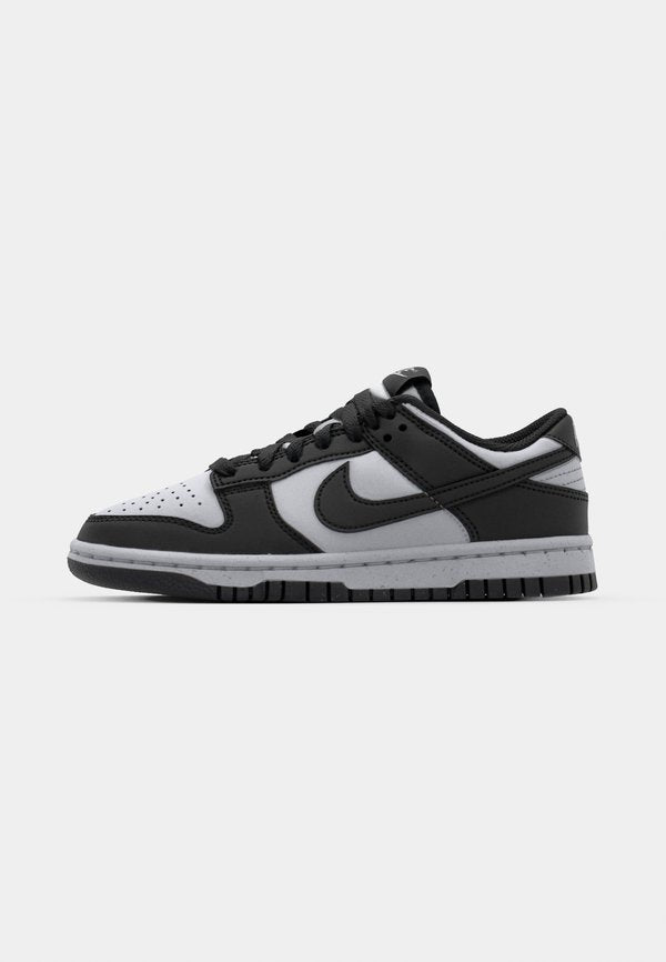 Nike Sportswear DUNK NEXT NATURE - Trainers - white/black