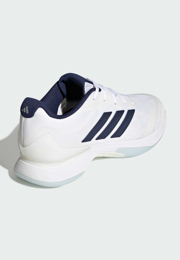 adidas Performance AVACOURT 3