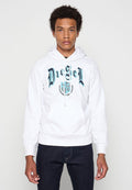 Weißer Hoodie mit einer vorderen Kängurutasche, ausgestattet mit einem türkisfarbenen Logo und verschnörkeltem schwarzem Text. Hergestellt aus glattem Stoff mit einer Kapuze mit Kordelzug.