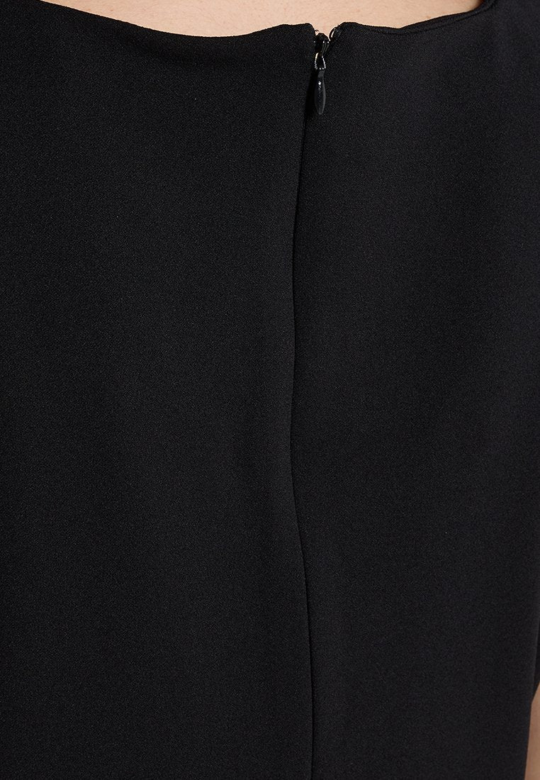 DKNY