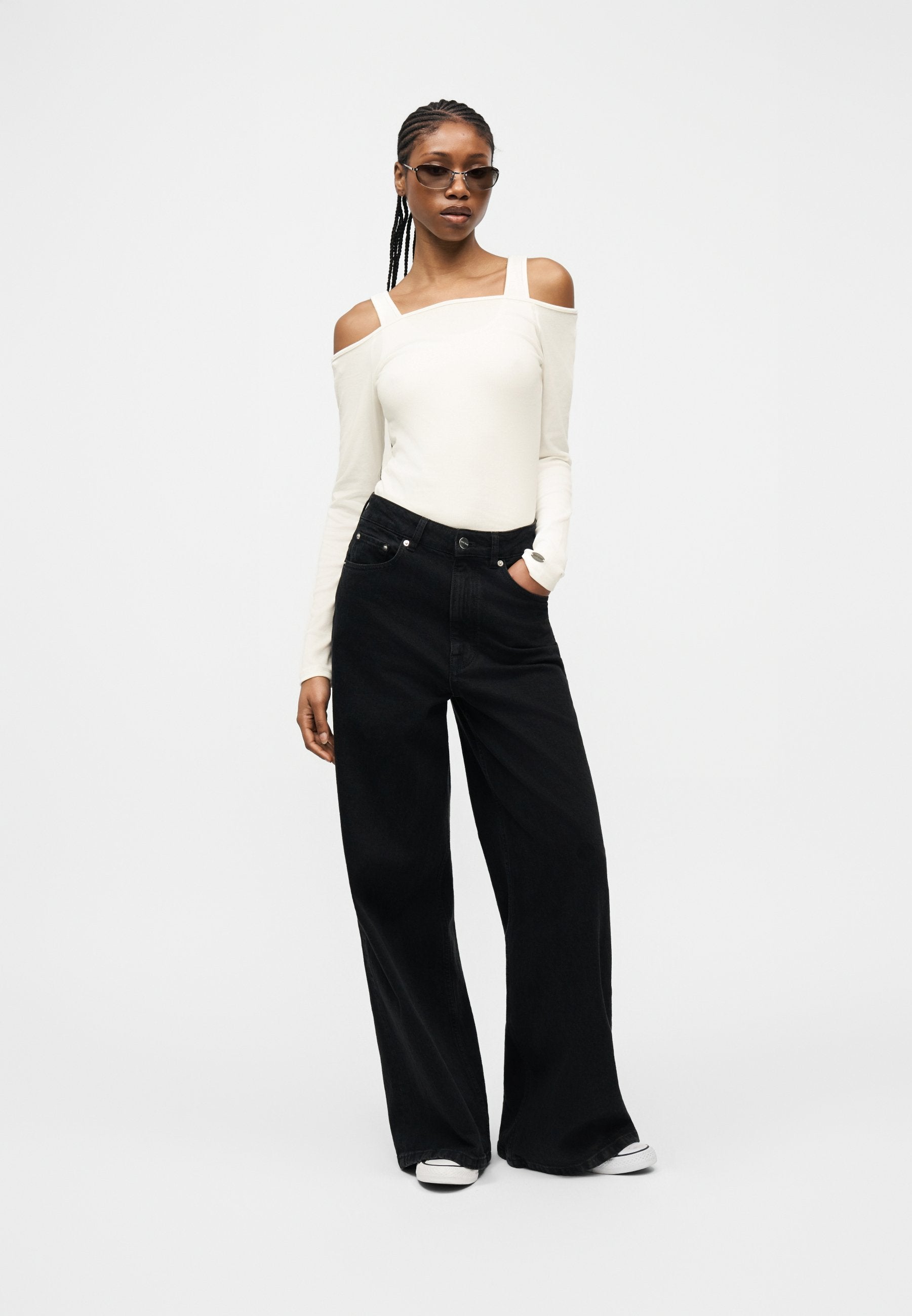 GAP LOGO OFF SHOULDER TEE