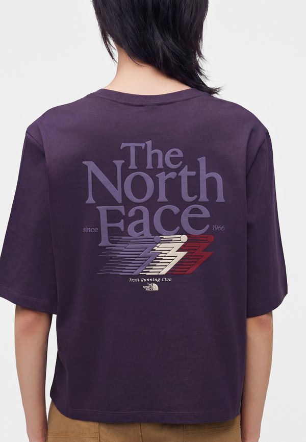 The North Face RETRO TRAIL BOXY SHORT SLEEVE TEE - GRAPHIC