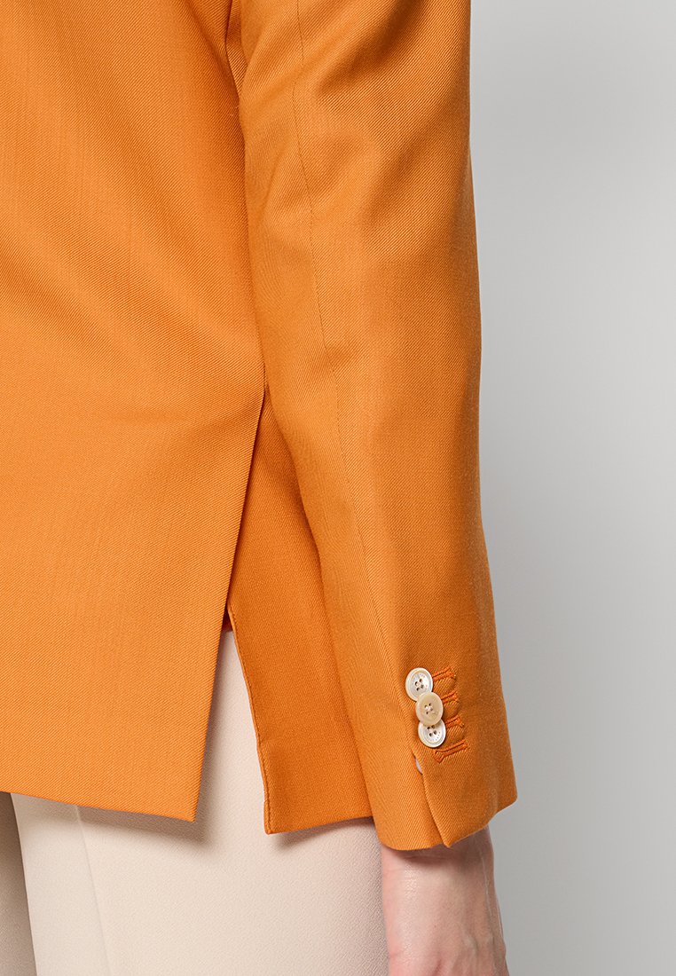 GANT