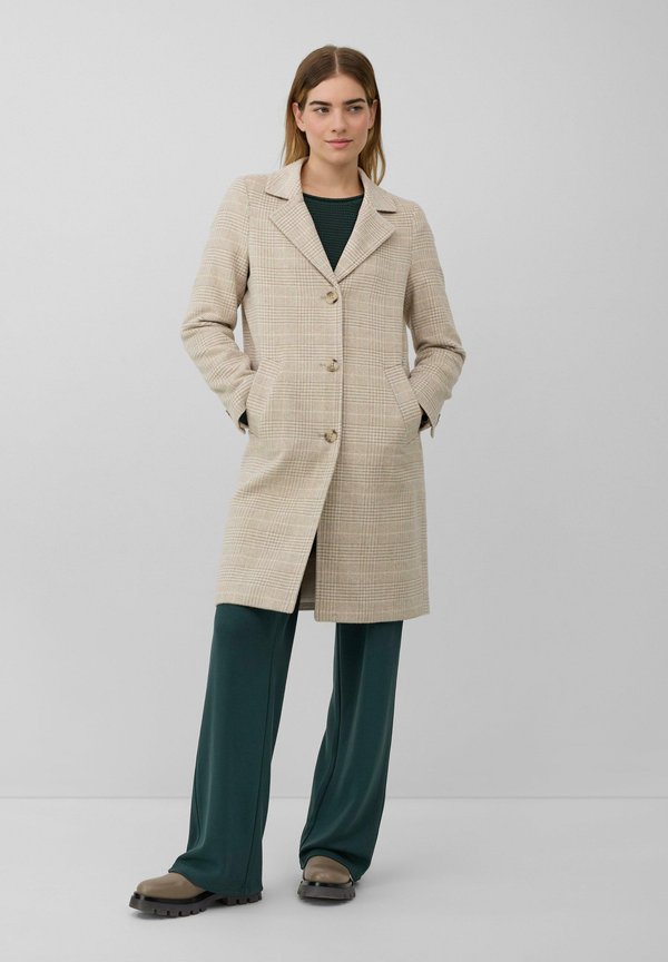 s.Oliver MIT REVERSKRAGEN UND LOGO-STICKEREI - Short coat - beige