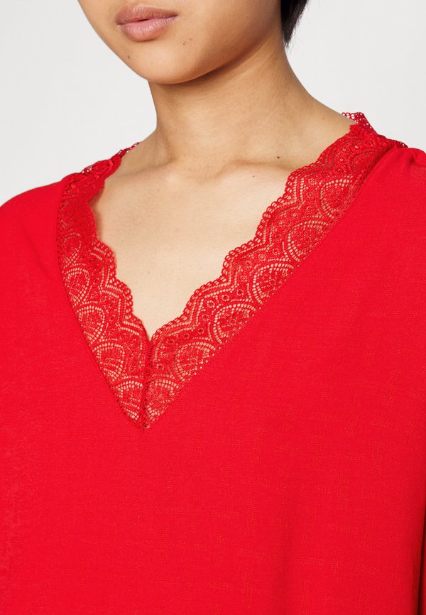 Vero Moda Petite VMLYRA V-NECK