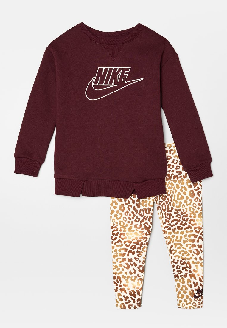 Nike Sportswear SET