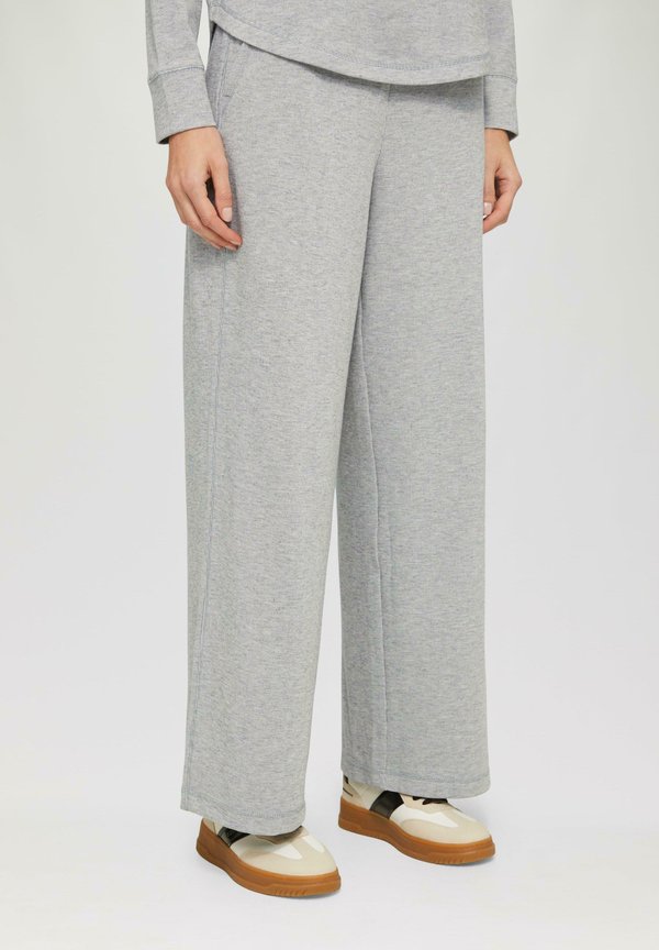 s.Oliver WEICHE MIT WIDE  - Trousers - graphit