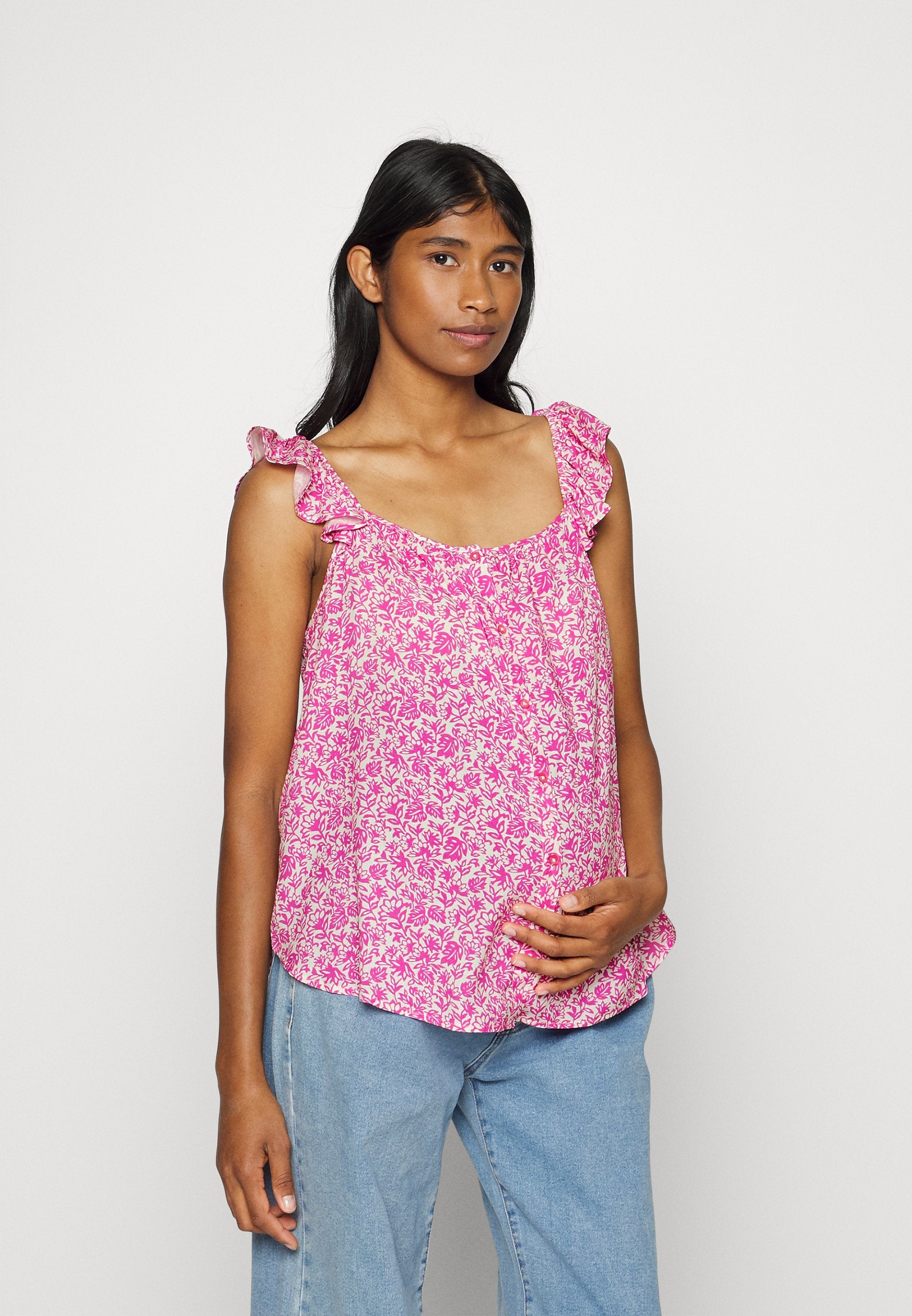 GAP Maternity NURSING RUFFLE