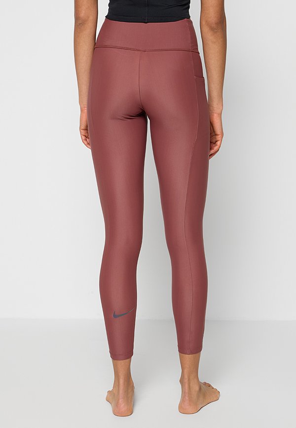 Nike Performance VICTORY SLIM FIT