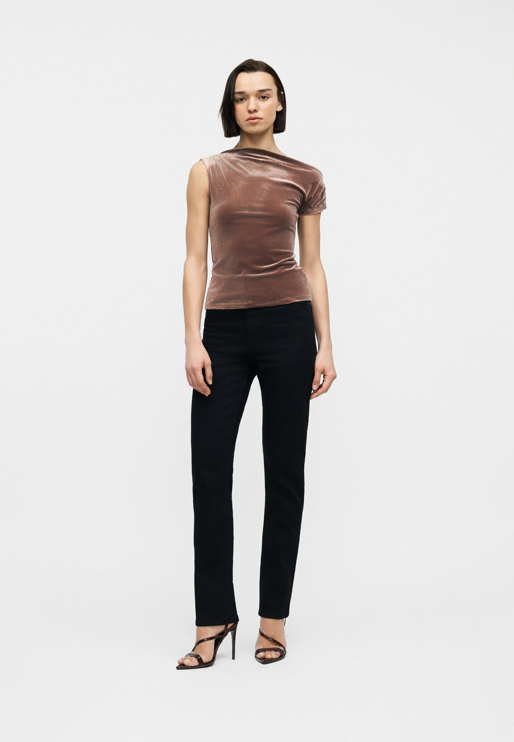 GAP ONE SHOULDER