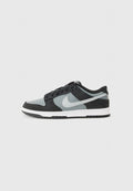 Nike Sportswear DUNK LOW - Trainers - black/smoke grey/white