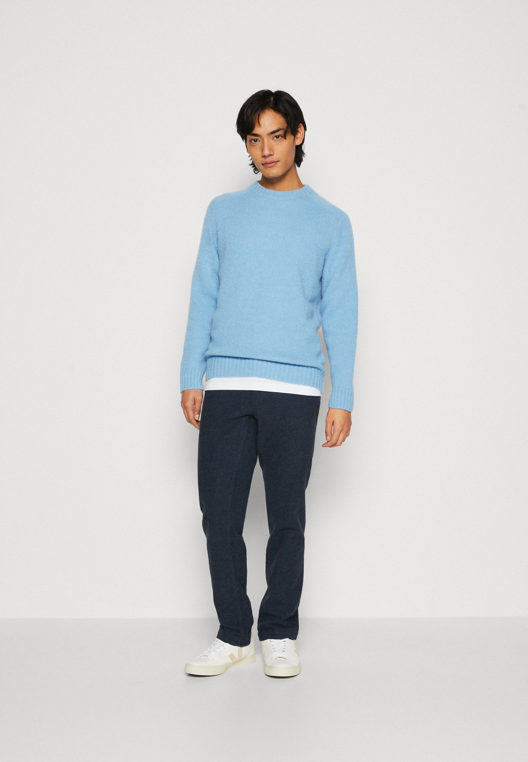 Esprit Chino Media 6