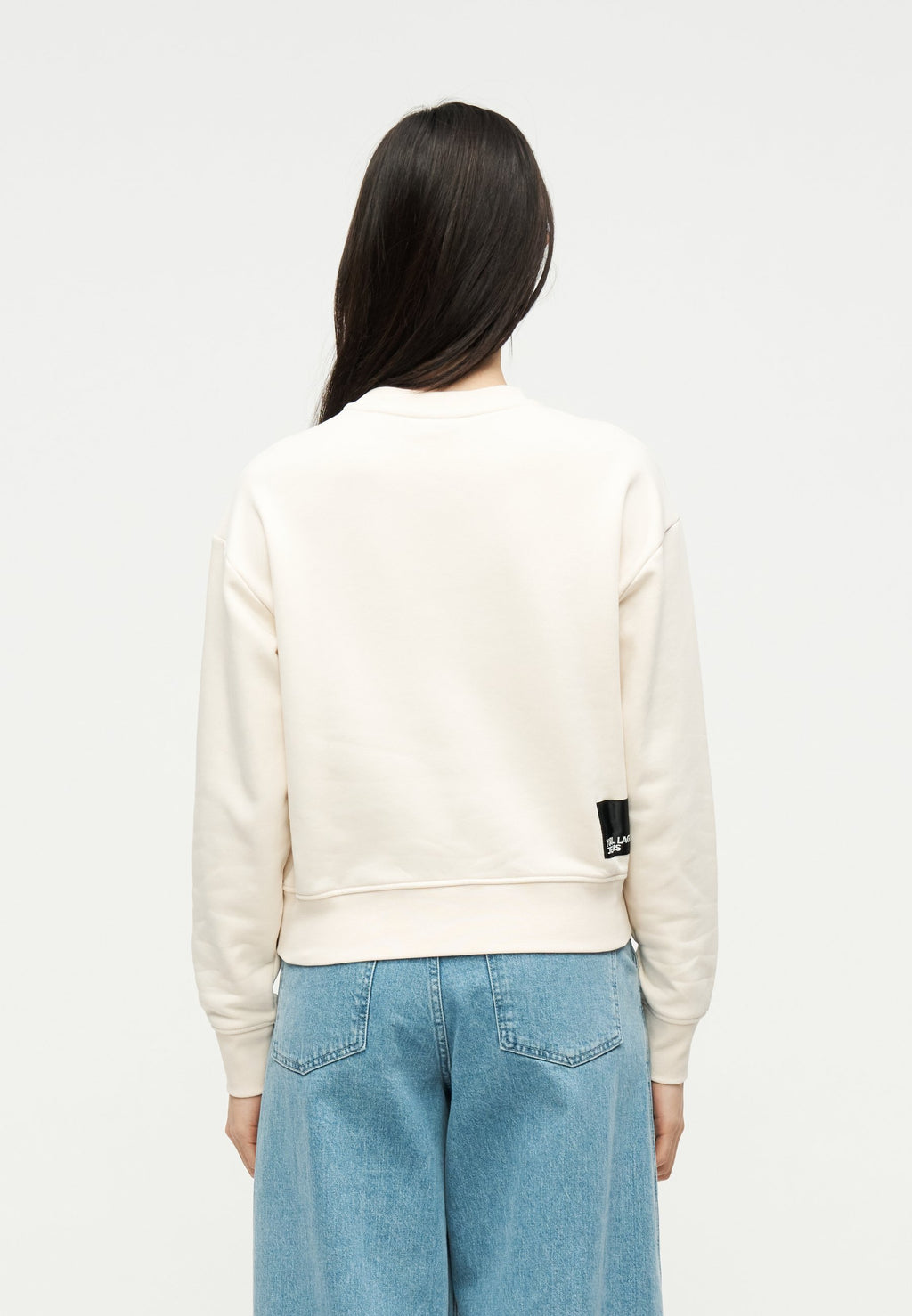 ESSENTIAL LOGO SWEAT Media 4