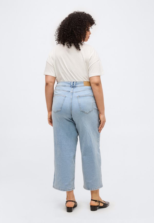 Vero Moda Curve VMCLARONE CROPPED